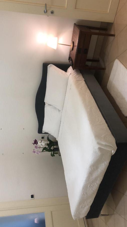 Maison Flores Deluxe Μπάρι Εξωτερικό φωτογραφία